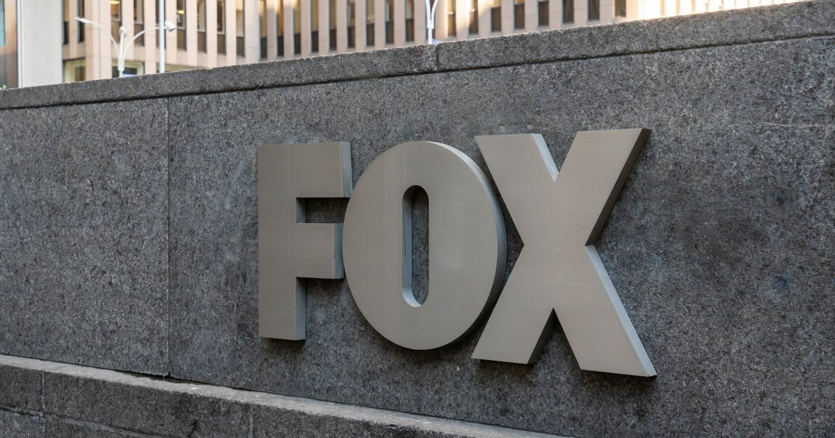 Brian Cox hangjának engedély nélküli használata a Fox News podcastban Brian Cox hanghasználat Fox News podcast engedély nélkül