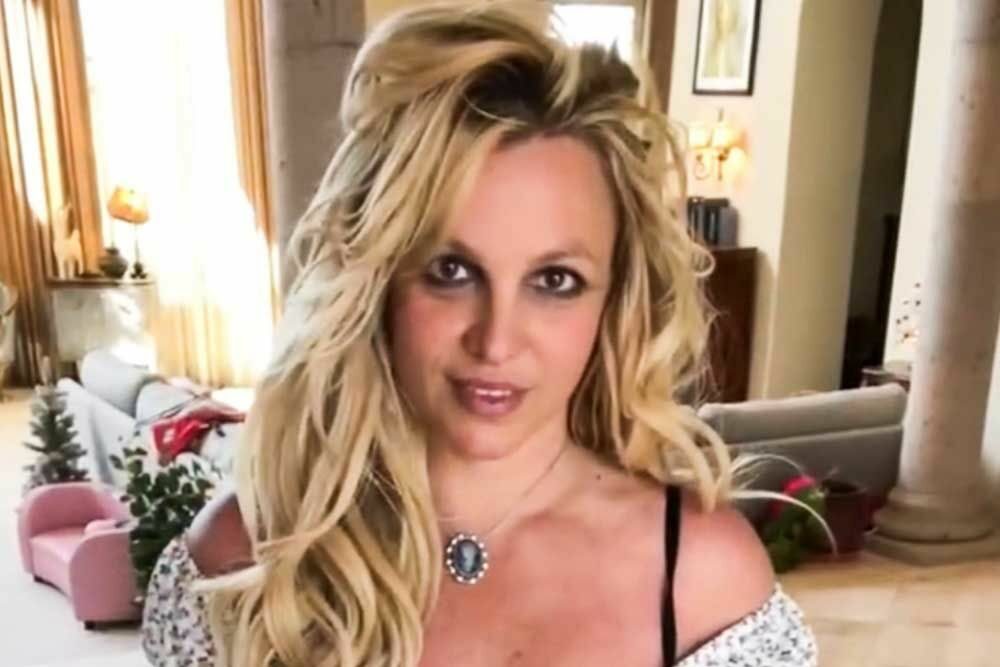 Britney Spears Instagram aktivitás és exférj memoár reakciója britney spears social media update exhusband memoir response