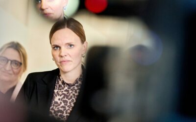 Dánia szigorít: 15 év alattiaknak tilos a közösségi média használata