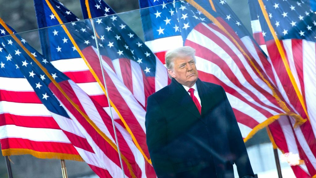 donald trump bbc igazgato lemondas januar 6 beszedszerkesztes vitatott