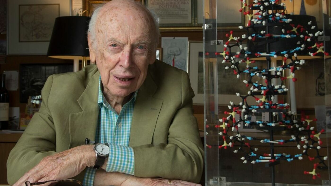 Dr. James Watson és a DNS kettős spirál felfedezése tudományos kutató portréja genetika molekuláris biológia