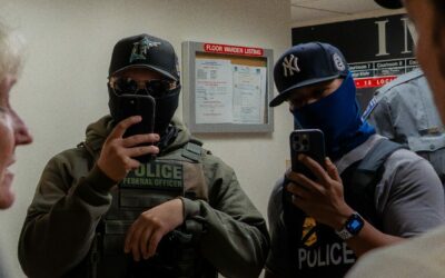 Új megfigyelési technológiák az amerikai bevándorlási hatóságnál: arcazonosítás, kémprogramok és adatgyűjtés