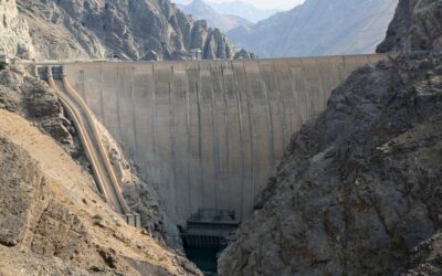 Irán súlyos vízválsága: történelmi aszály és a felmerülő “felhőlopás” vádjai