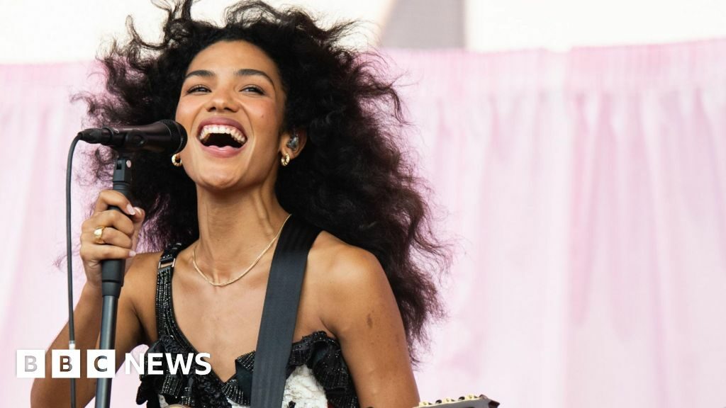 Jegyértékesítés és visszatérítés Olivia Dean koncertjein koncertjegyek jegyertekesites visszaterites rajongok problema megoldas