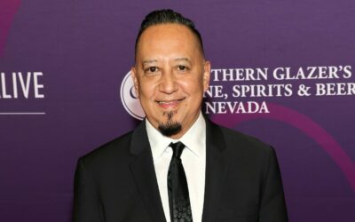 Cleto Escobedo III a Keep Memory Alive “Power of Love” gálán tisztelgett Jimmy Kimmel előtt