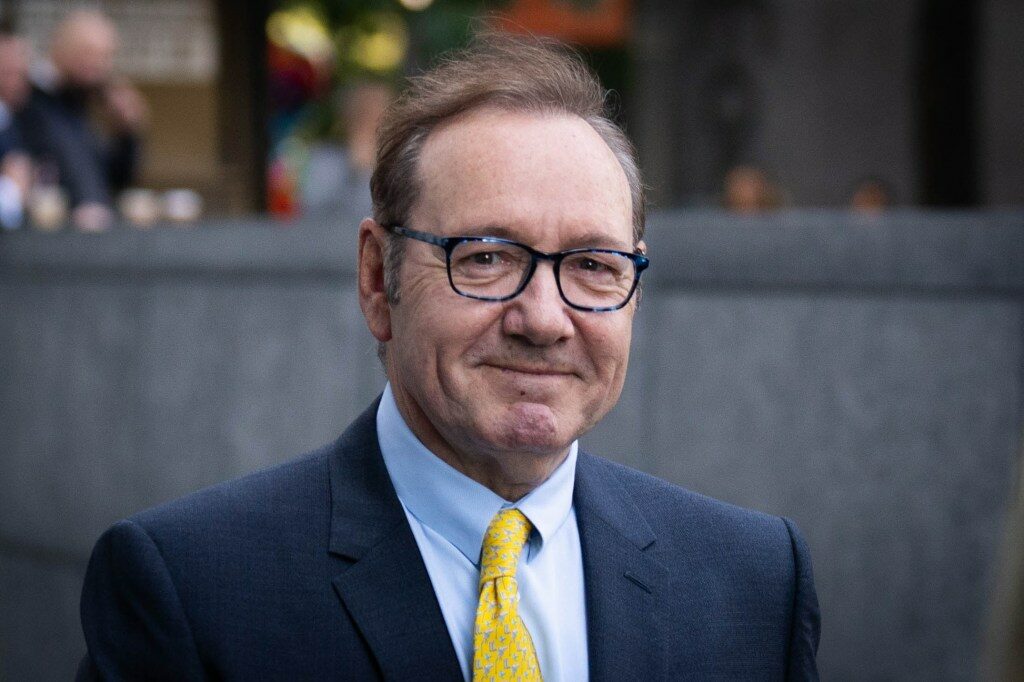 szexualis zaklatas per londoni targyalas 2026 oktober