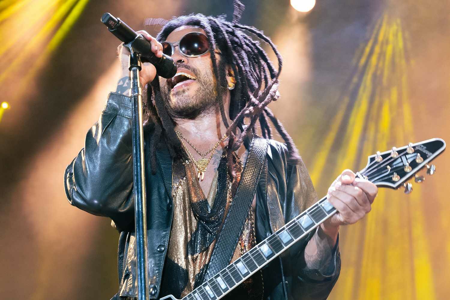 Lenny Kravitz koncert Brisbane-ben – élő zenei esemény lenny kravitz koncert zene rajongok szinpad esemeny