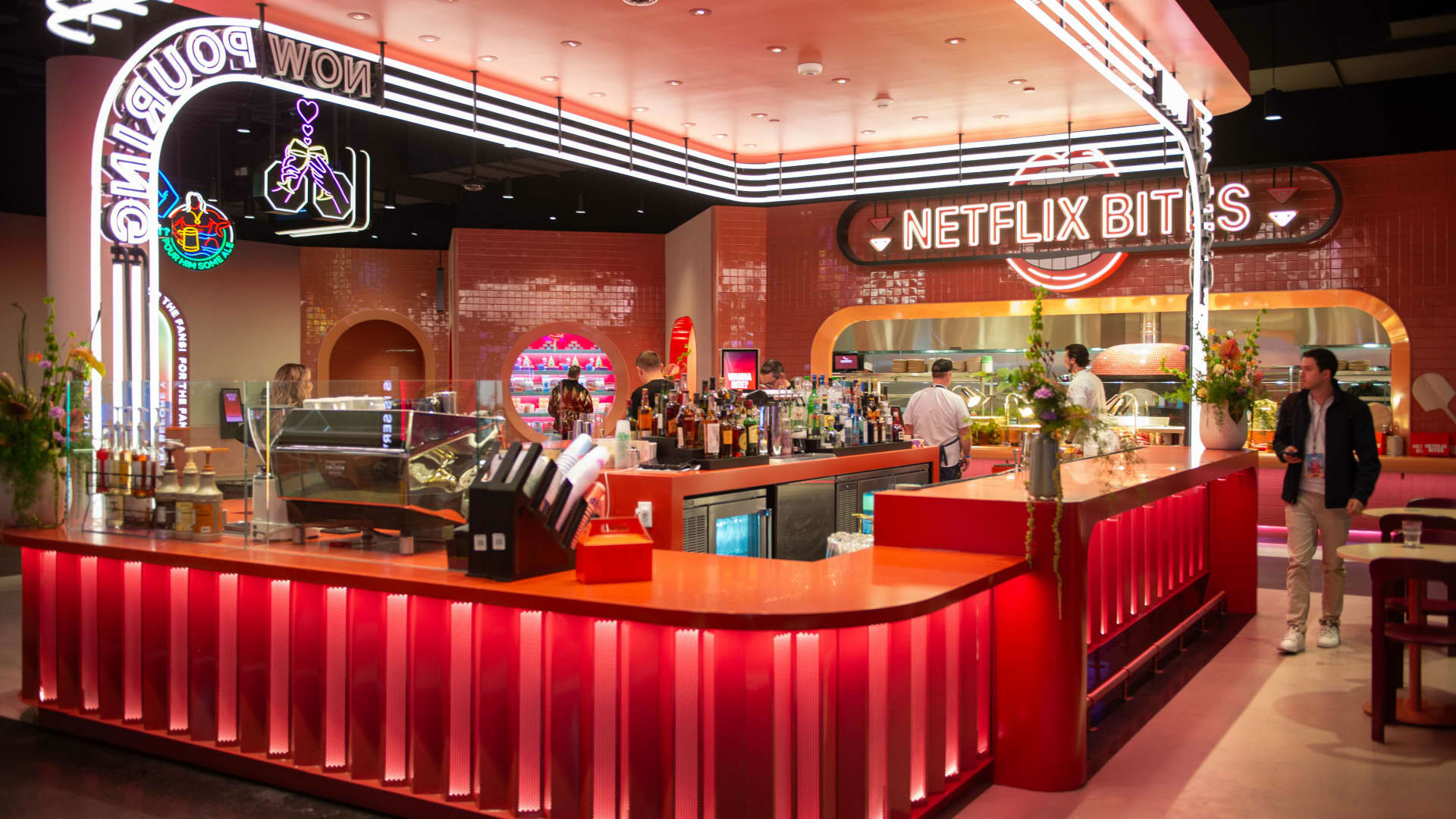netflix merchandising eloadasok rajongoi elmenyek interaktiv helyszinek