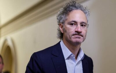 Palantir vezérigazgatója, Alex Karp keményen bírálja a shortos befektetőket