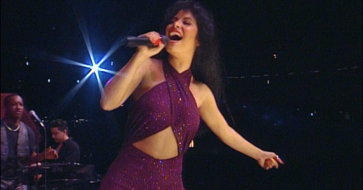 Selena Netflix dokumentumfilm család és zenésztársak története selena quintanilla zene dokumentumfilm csalad zenesztarsak