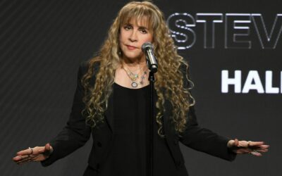 Stevie Nicks visszatérése a színpadra vállsérülése után – A rajongók ereje és a gyógyulás története