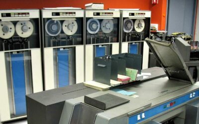 50 Éves UNIX V4 Szoftverlemez Felfedezése az Utah Egyetemen – Egy Ritka Informatikai Kincs