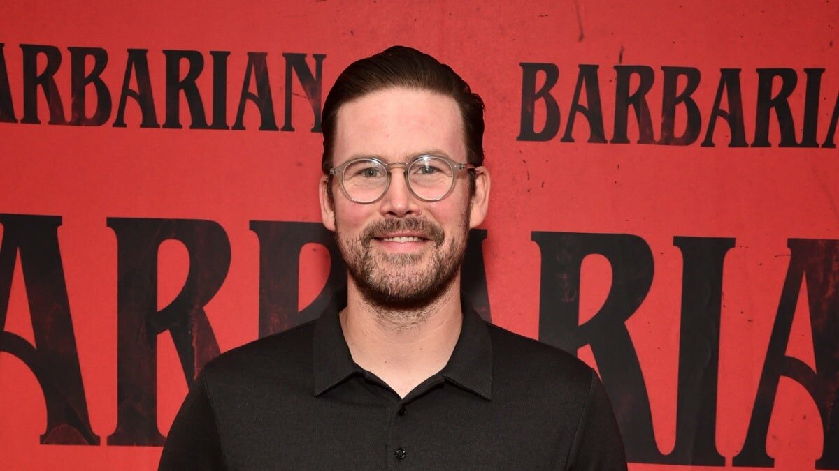 Zach Cregger The Flood sci-fi film Netflix mozis megjelenes vita sci-fi film streaming vitak mozis megjelenes kulonbseg