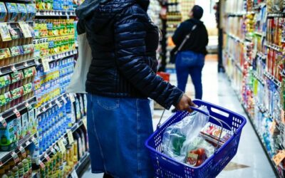 Miért érzi rosszul magát a legtöbb amerikai a pénzügyeivel, miközben a bérek nőnek? – Infláció, fizetések és a valóság