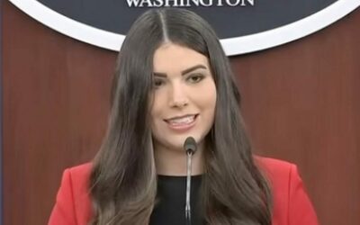 Kinsgley Wilson és Karoline Leavitt: Egy Pentagon sajtótájékoztató árnyékában