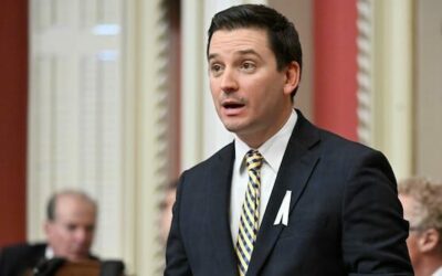 Jegyüzérek és rejtett előfizetések elleni harc Québecben – új fogyasztóvédelmi törvény